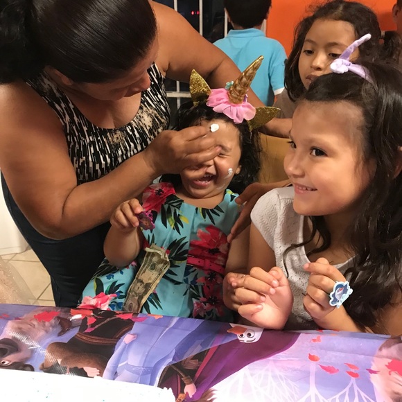 Meet your Posher, Eva - Picture 1 of 1